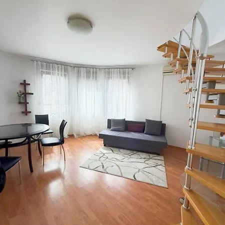 Apartman Khan Krum